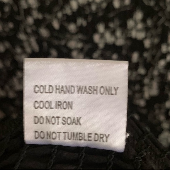 PETAL + PUP BONITA SHIRRED FRILL LONG SLEEVE BODYCON MIDI DRESS BLACK FLORAL 2 - Picture 4 of 4